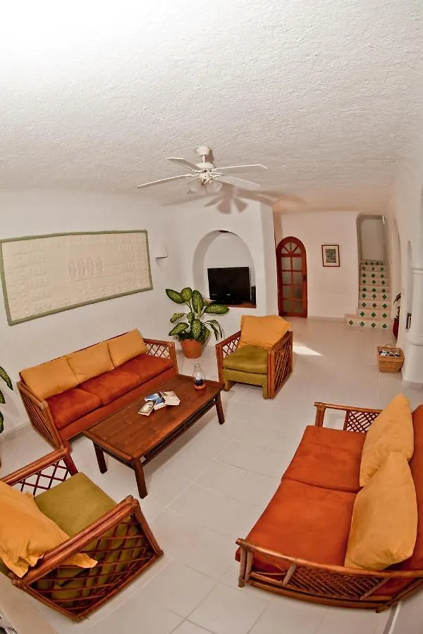 Villas Flamingo Akumal Mexico